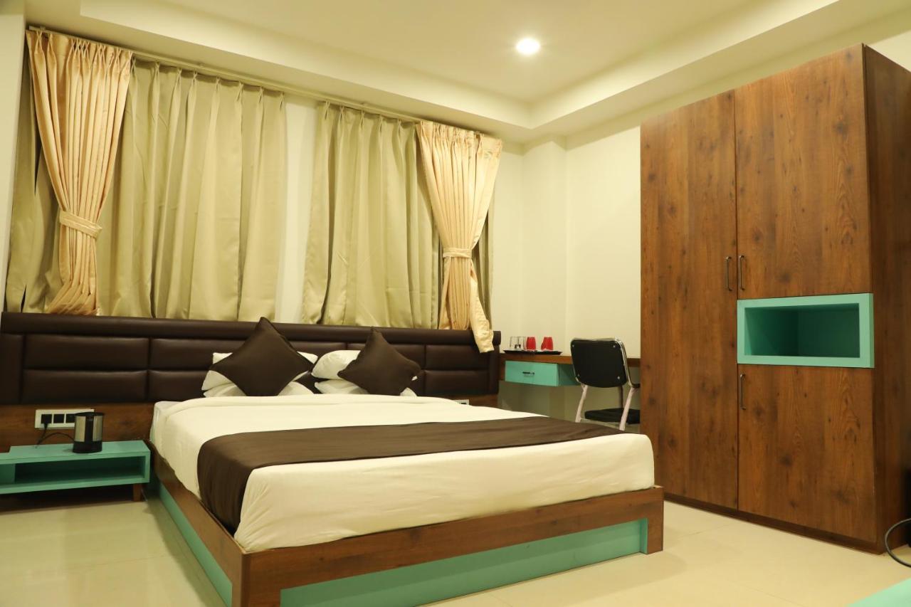 The Grand Shaurya 3*